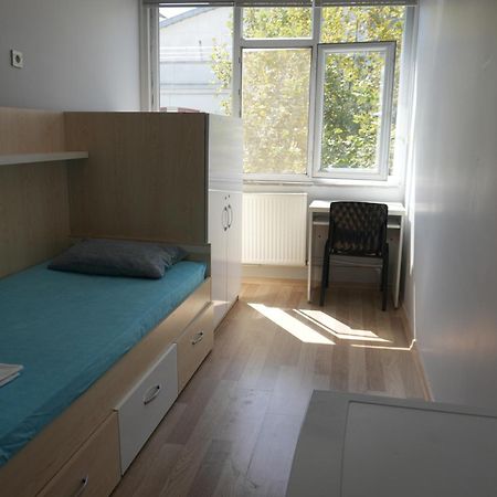 Sabiha Hanim Yurdu Only Male Istanbul Exterior photo
